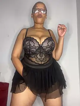 Foto porno Nebunii pe chat marca xyz089 pe KUR.ro