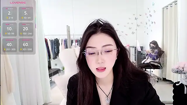 Foto porno yangyang-777 vrea sex pe StripChat pe KUR.ro