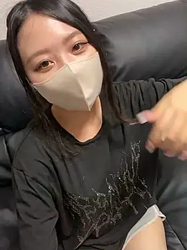 Fantezii cu yazawa_oO pe StripChat