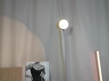 Foto porno Sex online cu yeepshyy pe KUR.ro