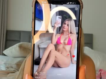 Foto porno Ce sexy este yesonee pe KUR.ro