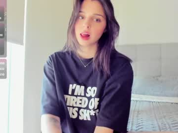 Foto porno yourfreakygirl descoperita pe video chat pe KUR.ro