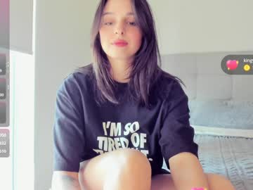 Foto porno yourfreakygirl descoperita pe video chat pe KUR.ro
