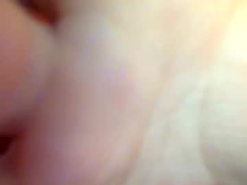 Foto porno yourownermayla ne arata tot la camera pe KUR.ro