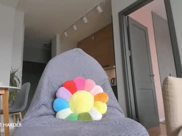 Foto porno Discutii intime cu yours_meyy pe KUR.ro