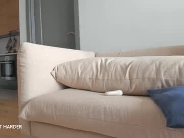Foto porno Discutii intime cu yours_meyy pe KUR.ro