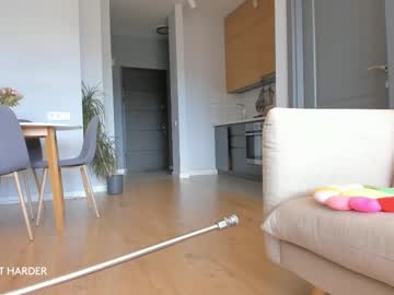 Foto porno Discutii intime cu yours_meyy pe KUR.ro