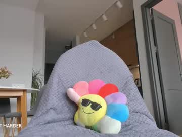 Foto porno Discutii intime cu yours_meyy pe KUR.ro