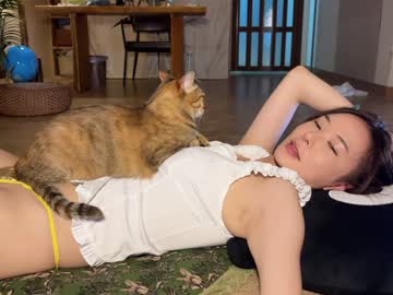 Foto porno Fantezii cu yuanlili pe Chaturbate pe KUR.ro