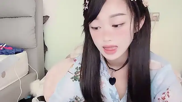 Foto porno Discutii intime cu yueyue2003 pe KUR.ro