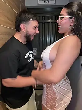 Foto porno Fantezii cu zui_lu pe StripChat pe KUR.ro