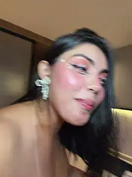 zui_lu vrea sex pe StripChat