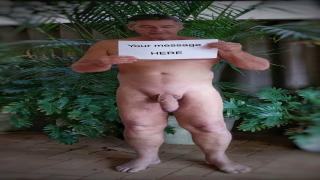 Foto porno True nudist flashing pe KUR.ro